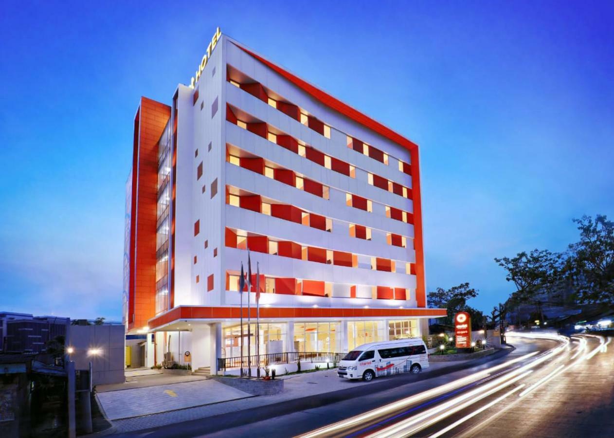 Starlet Hotel Jakarta Airport Tangerang Eksteriør billede